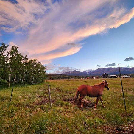 موتيل East Glacier Park Village سيركيل آر موتل المظهر الخارجي الصورة