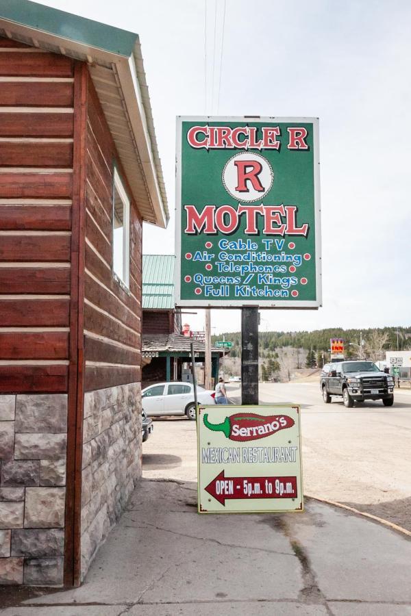 موتيل East Glacier Park Village سيركيل آر موتل المظهر الخارجي الصورة