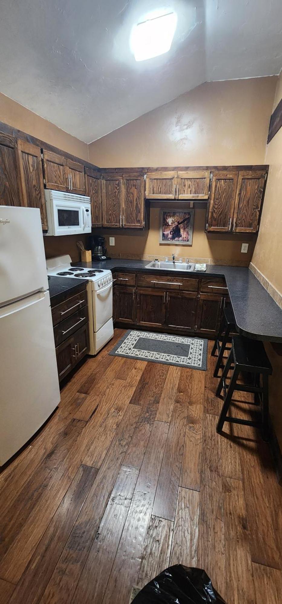 موتيل East Glacier Park Village سيركيل آر موتل المظهر الخارجي الصورة
